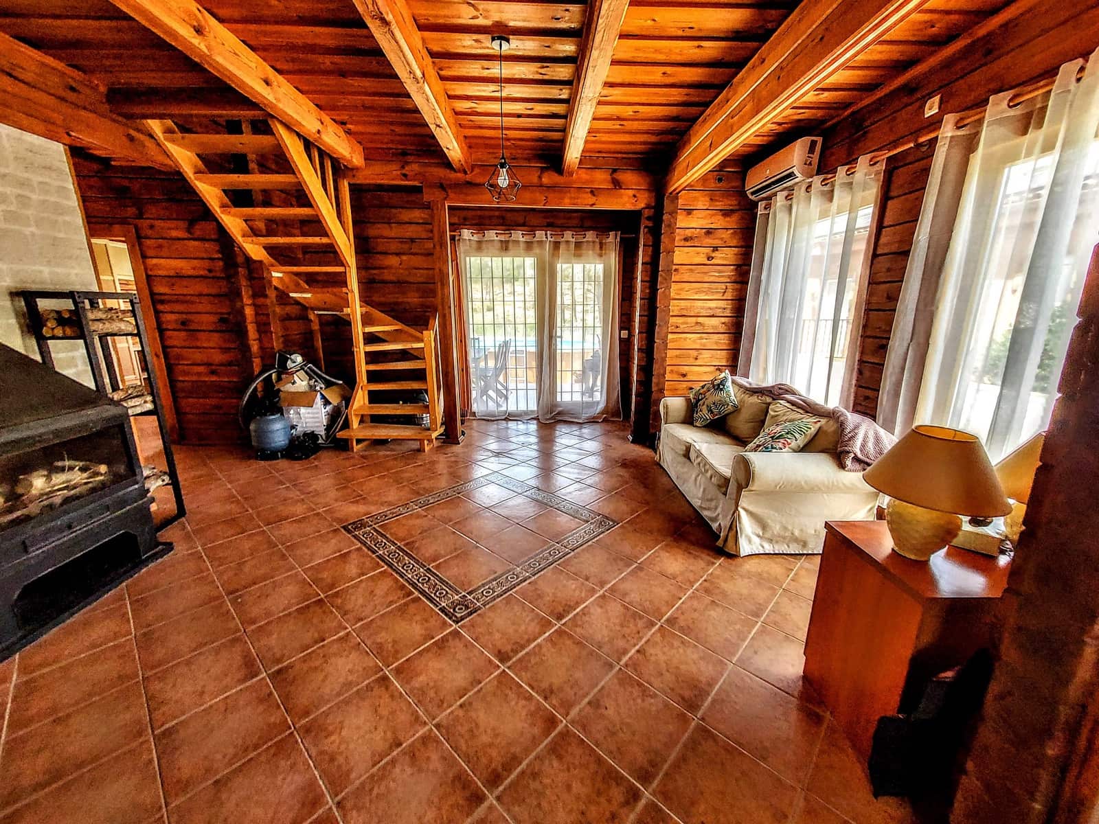 3 soveværelse Villa til salg i Montroy med swimmingpool - € 150.000 (Ref: 9027353)