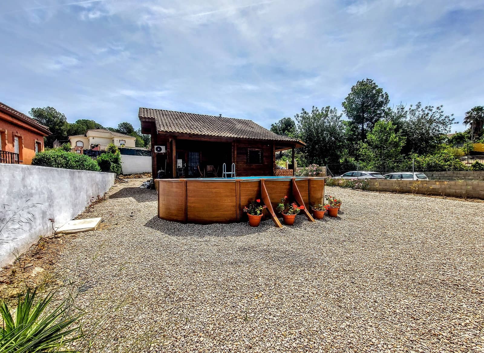 3 soveværelse Villa til salg i Montroy med swimmingpool - € 150.000 (Ref: 9027353)