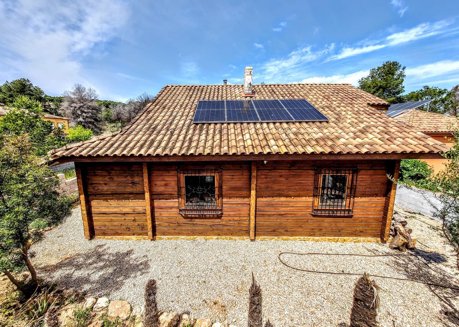 3 soveværelse Villa til salg i Montroy med swimmingpool - € 150.000 (Ref: 9027353)