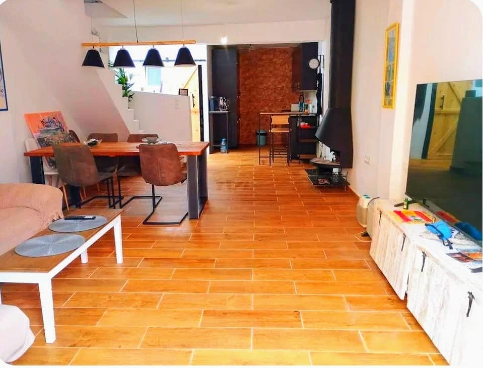 1 bedroom Townhouse for sale in Tavernes de la Valldigna with garage - € 160,000 (Ref: 9061696)
