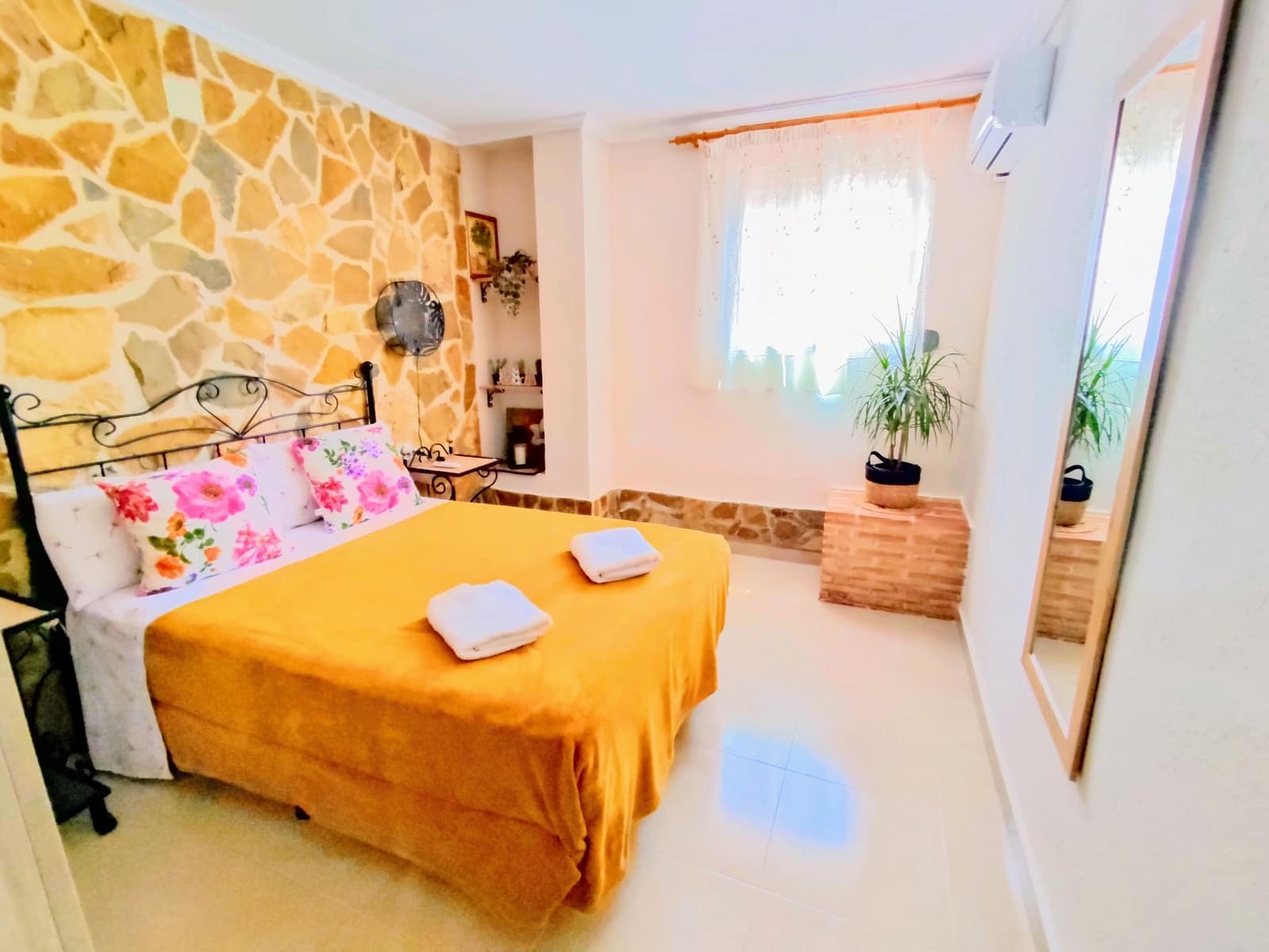 6 soveværelse Villa til salg i Turis med swimmingpool - € 395.000 (Ref: 9086438)