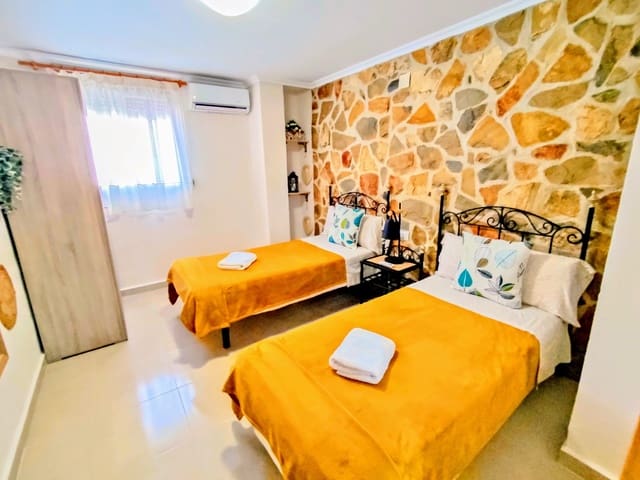 6 soveværelse Villa til salg i Turís med swimmingpool - € 395.000 (Ref: 9086438)