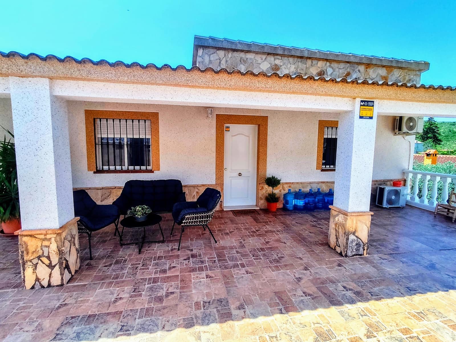 6 soveværelse Villa til salg i Turis med swimmingpool - € 395.000 (Ref: 9086438)