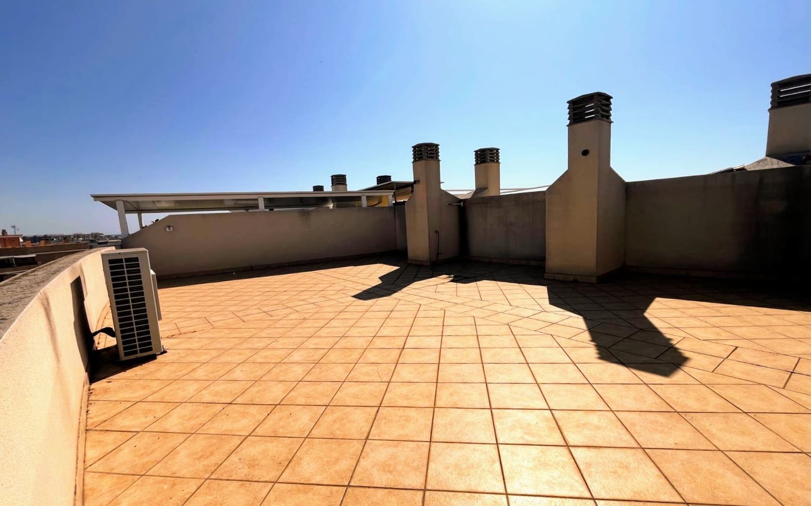 2 slaapkamer Penthouse te koop in Canet d'En Berenguer met zwembad - € 299.000 (Ref: 9094432)