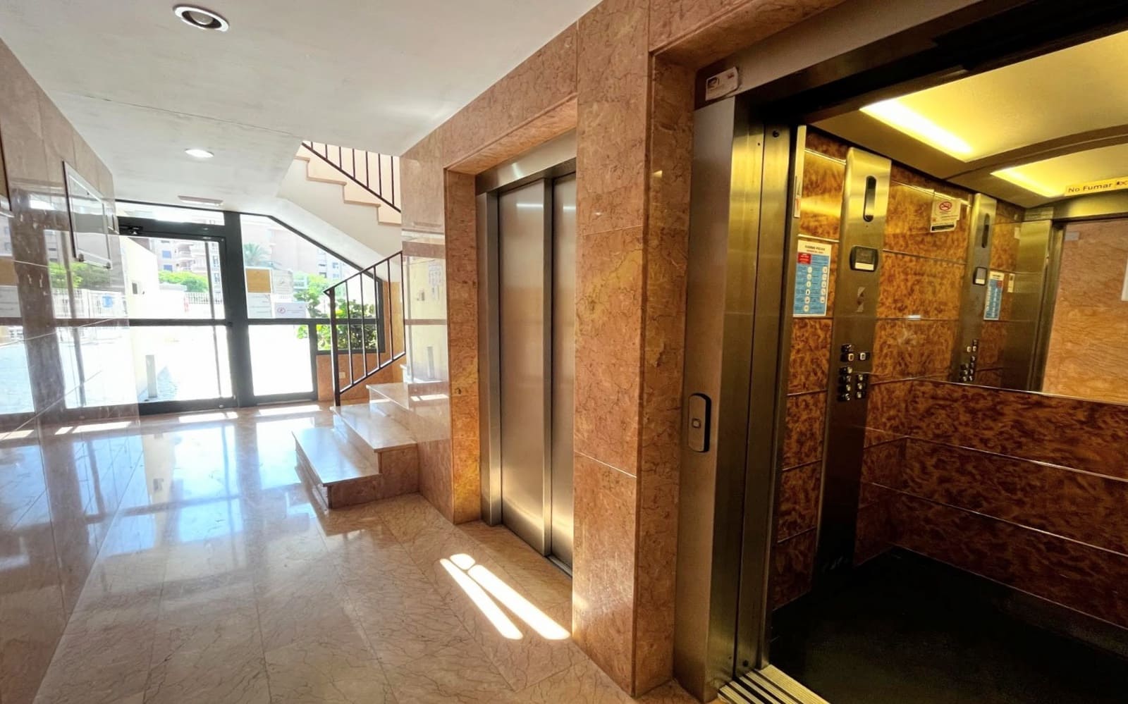 2 slaapkamer Penthouse te koop in Canet d'En Berenguer met zwembad - € 299.000 (Ref: 9094432)