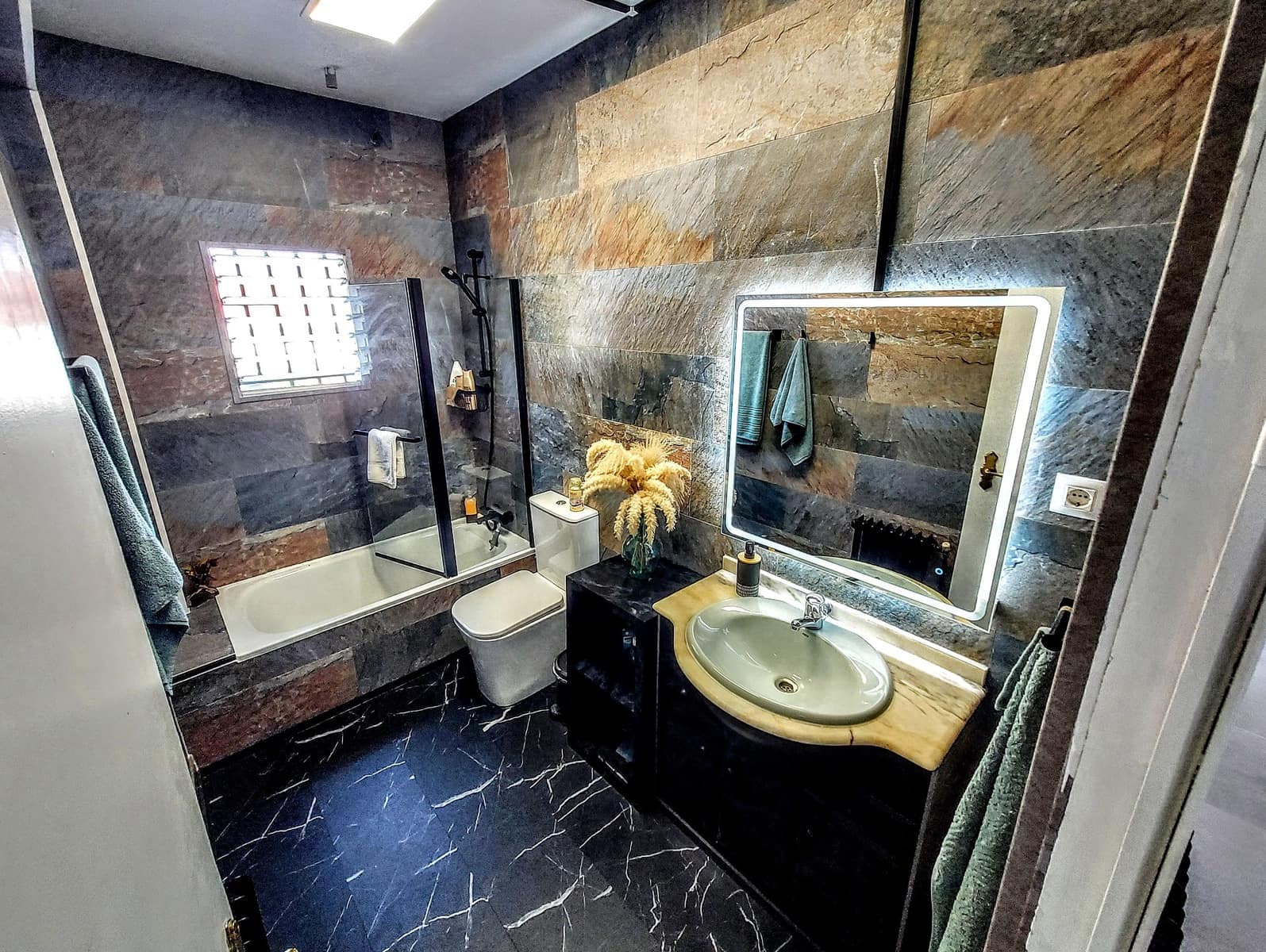 4 makuuhuone Huvila myytävänä paikassa Bunol - 250 000 € (Ref: 9105161)