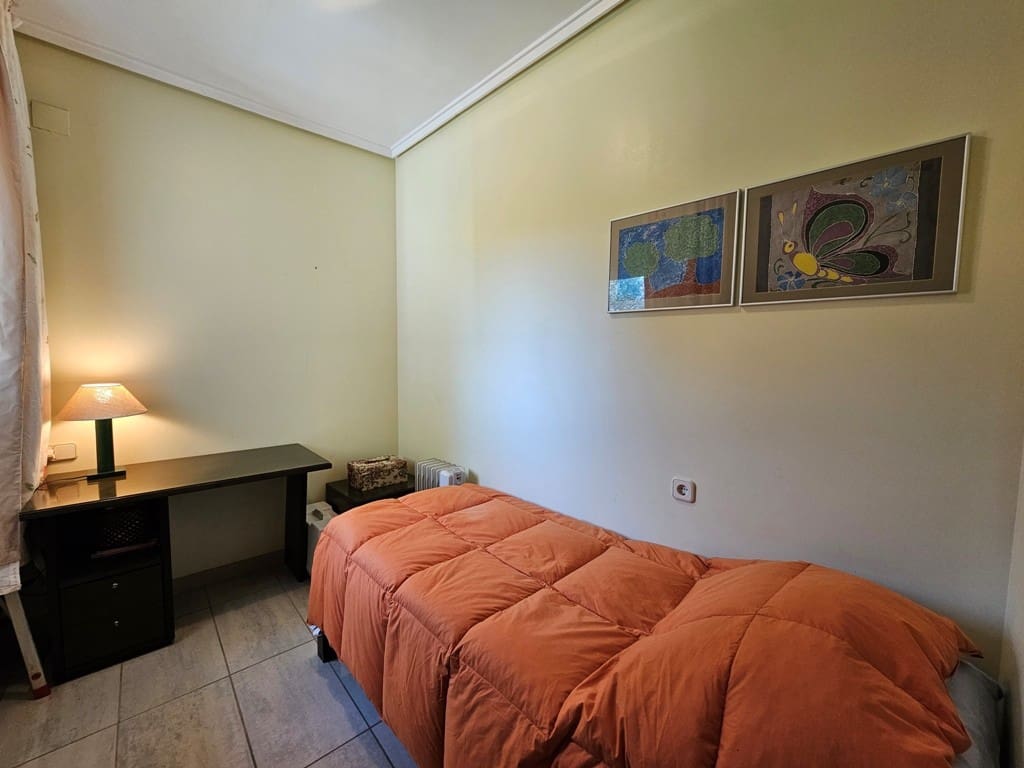 5 soveværelse Villa til salg i La Pobla de Vallbona med swimmingpool - € 875.000 (Ref: 9113284)