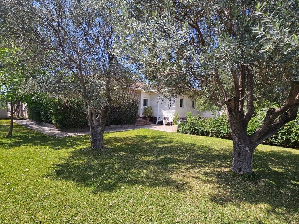 5 soveværelse Villa til salg i La Pobla de Vallbona med swimmingpool - € 875.000 (Ref: 9113284)