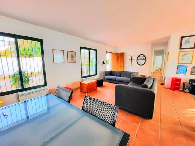 3 bedroom Villa for sale in Marchuquera, Gandia with pool - € 450,000 (Ref: 9115086)