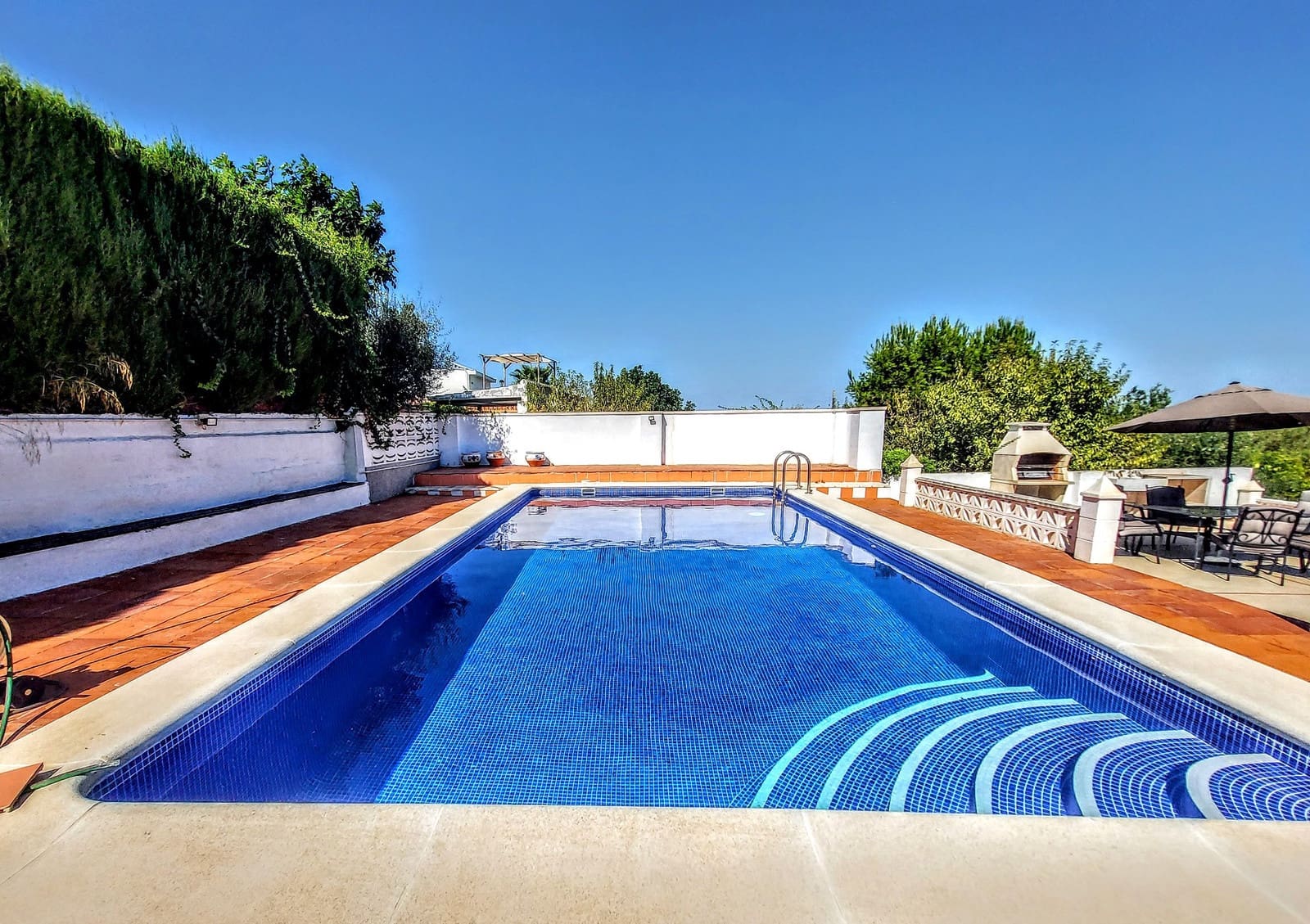 4 soveværelse Villa til salg i Vilamarxant / Villamarchante med swimmingpool - € 240.000 (Ref: 9127514)