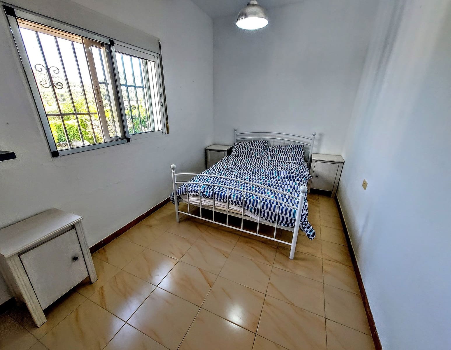 4 soveværelse Villa til salg i Vilamarxant / Villamarchante med swimmingpool - € 240.000 (Ref: 9127514)