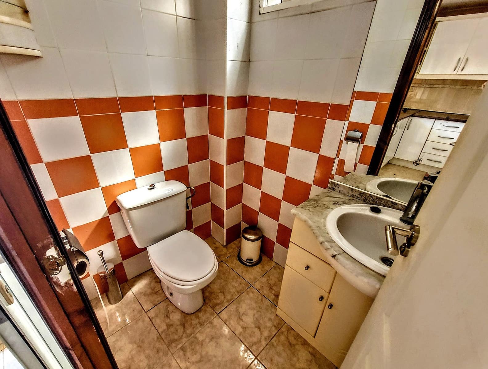 4 soveværelse Villa til salg i Vilamarxant / Villamarchante med swimmingpool - € 240.000 (Ref: 9127514)