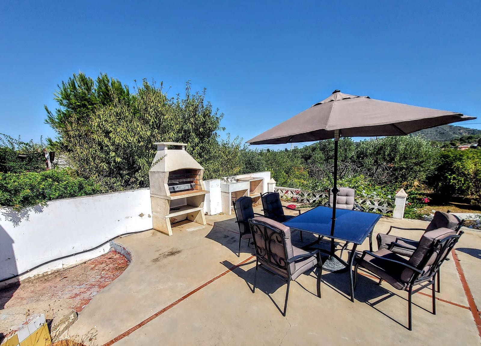 4 soveværelse Villa til salg i Vilamarxant / Villamarchante med swimmingpool - € 240.000 (Ref: 9127514)