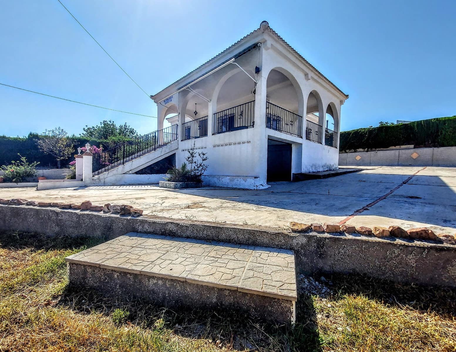 4 soveværelse Villa til salg i Vilamarxant / Villamarchante med swimmingpool - € 240.000 (Ref: 9127514)