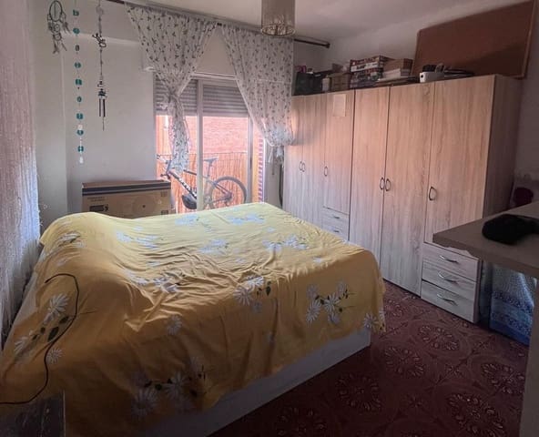 3 soverom Leilighet til salgs i Moncada - € 185 500 (Ref: 9136171)