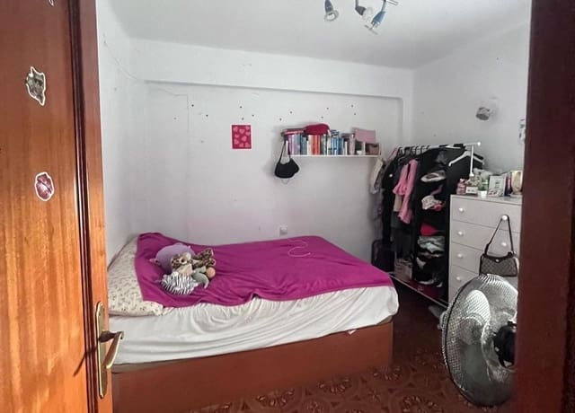 3 soveværelse Lejlighed til salg i Moncada - € 180.000 (Ref: 9136171)