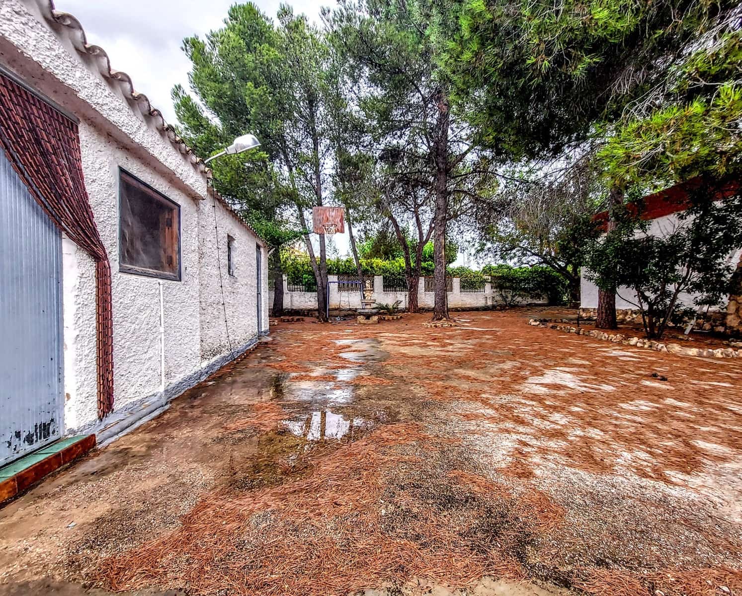 3 soveværelse Villa til salg i Montserrat med swimmingpool - € 159.000 (Ref: 9142383)