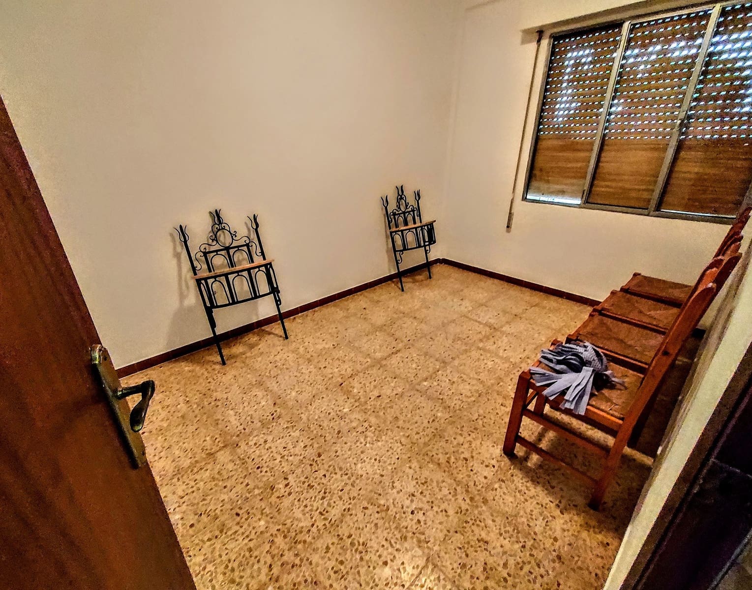 3 soveværelse Villa til salg i Montserrat med swimmingpool - € 159.000 (Ref: 9142383)