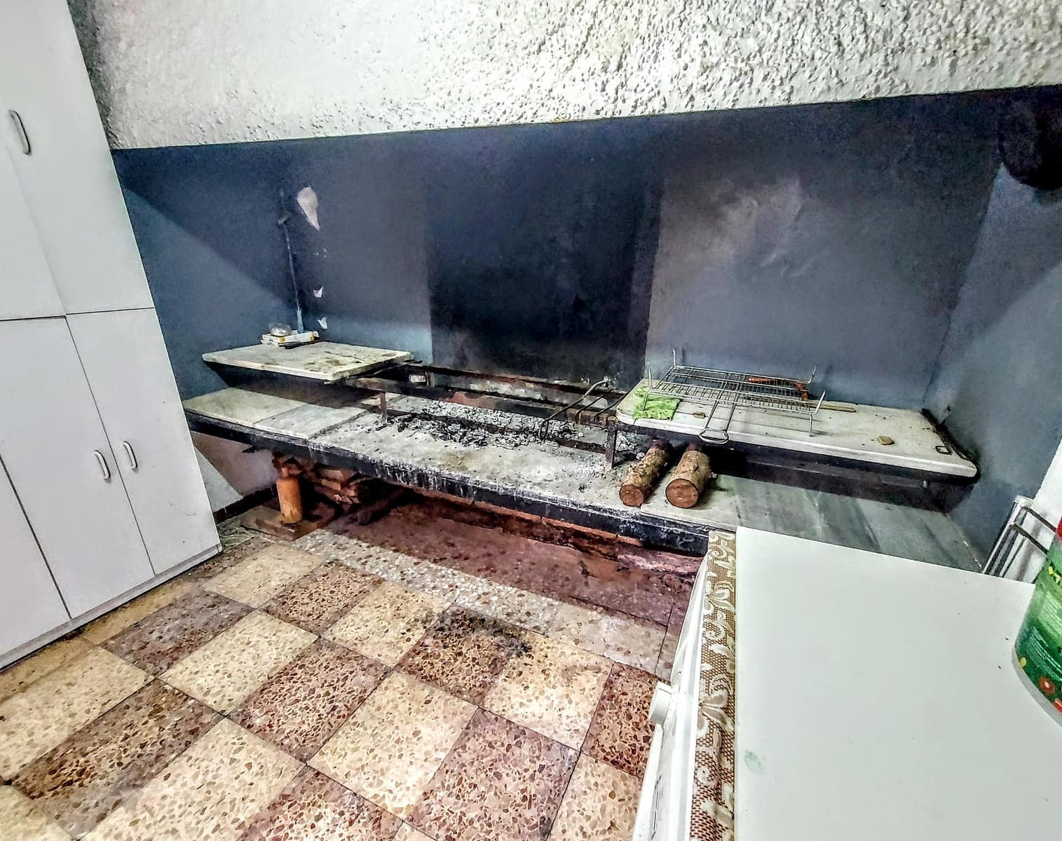 3 soveværelse Villa til salg i Montserrat med swimmingpool - € 159.000 (Ref: 9142383)