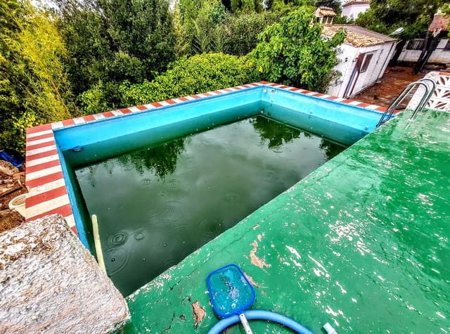 3 soveværelse Villa til salg i Montserrat med swimmingpool - € 159.000 (Ref: 9142383)