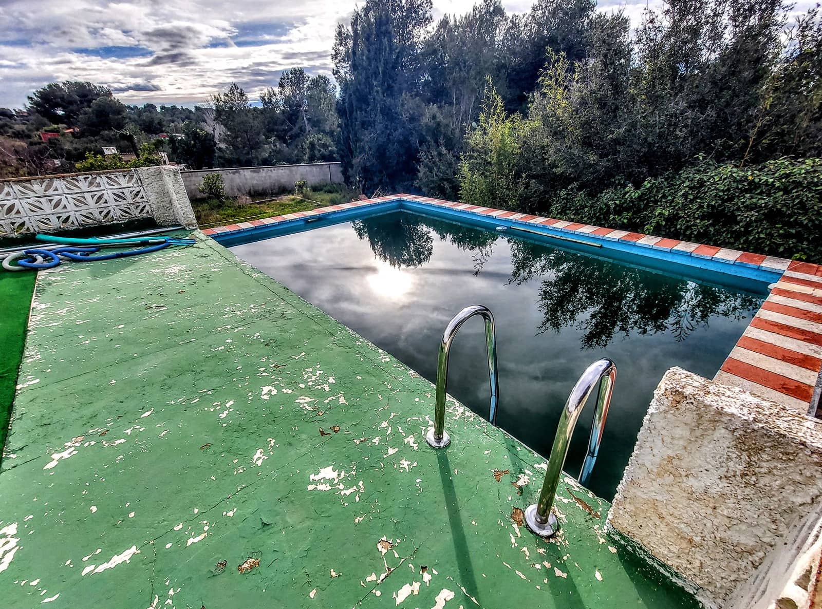 3 Zimmer Villa zu verkaufen in Montserrat mit Pool - 154.000 € (Ref: 9142383)