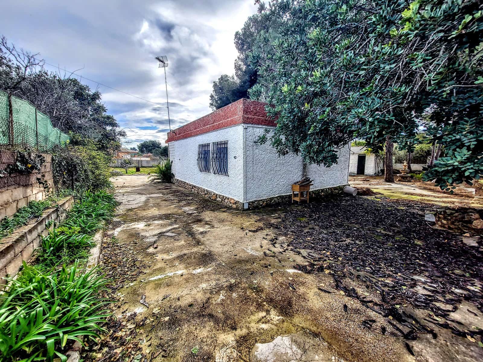 3 Zimmer Villa zu verkaufen in Montserrat mit Pool - 154.000 € (Ref: 9142383)