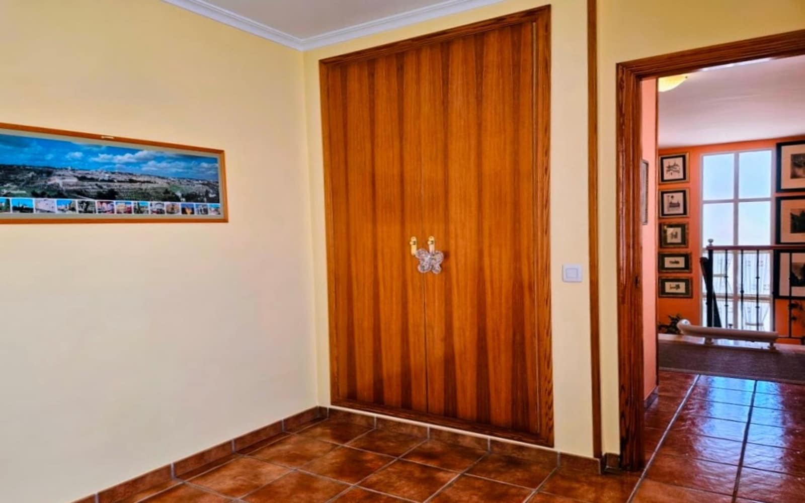 4 sypialnia Willa na sprzedaż w La Pobla de Vallbona z basenem - 575 000 € (Ref: 9153218)