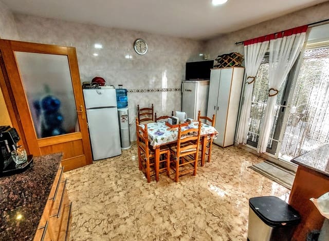 5 soverom Villa til salgs i Estivella med svømmebasseng - € 460 000 (Ref: 9194976)