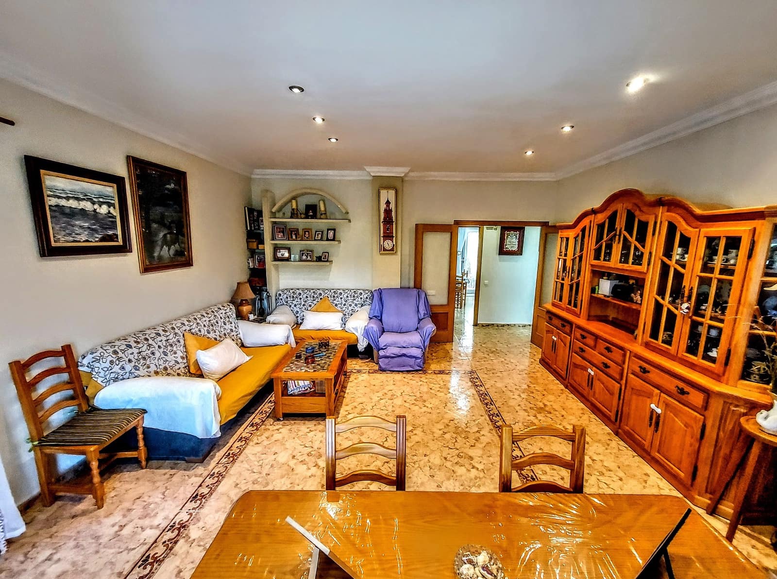 5 bedroom Villa for sale in Estivella with pool - € 460,000 (Ref: 9194976)