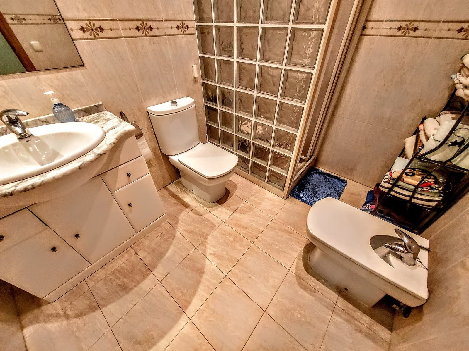 5 bedroom Villa for sale in Estivella with pool - € 460,000 (Ref: 9194976)