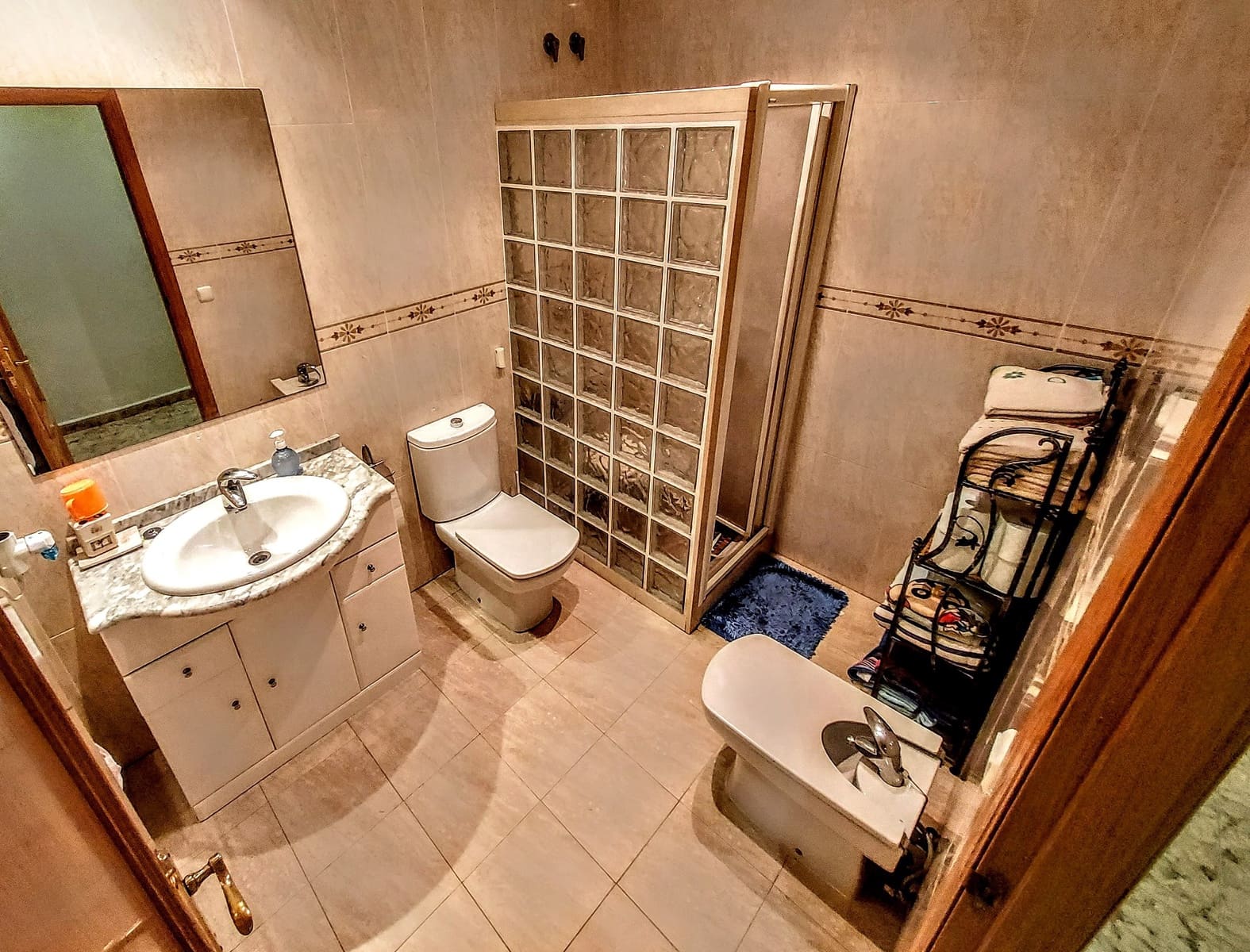 5 bedroom Villa for sale in Estivella with pool - € 460,000 (Ref: 9194976)