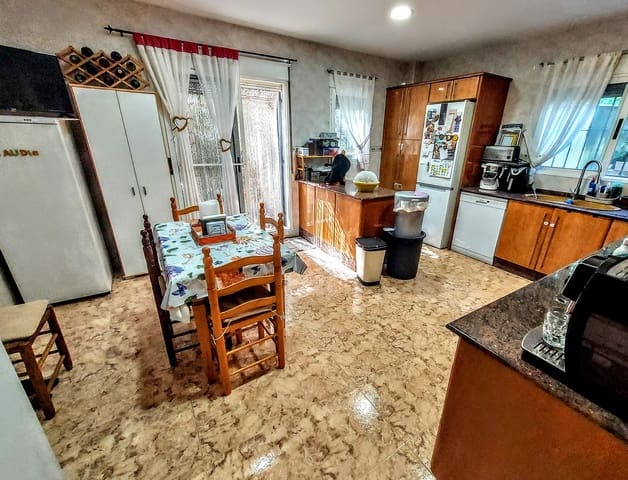 5 soverom Villa til salgs i Estivella med svømmebasseng - € 460 000 (Ref: 9194976)