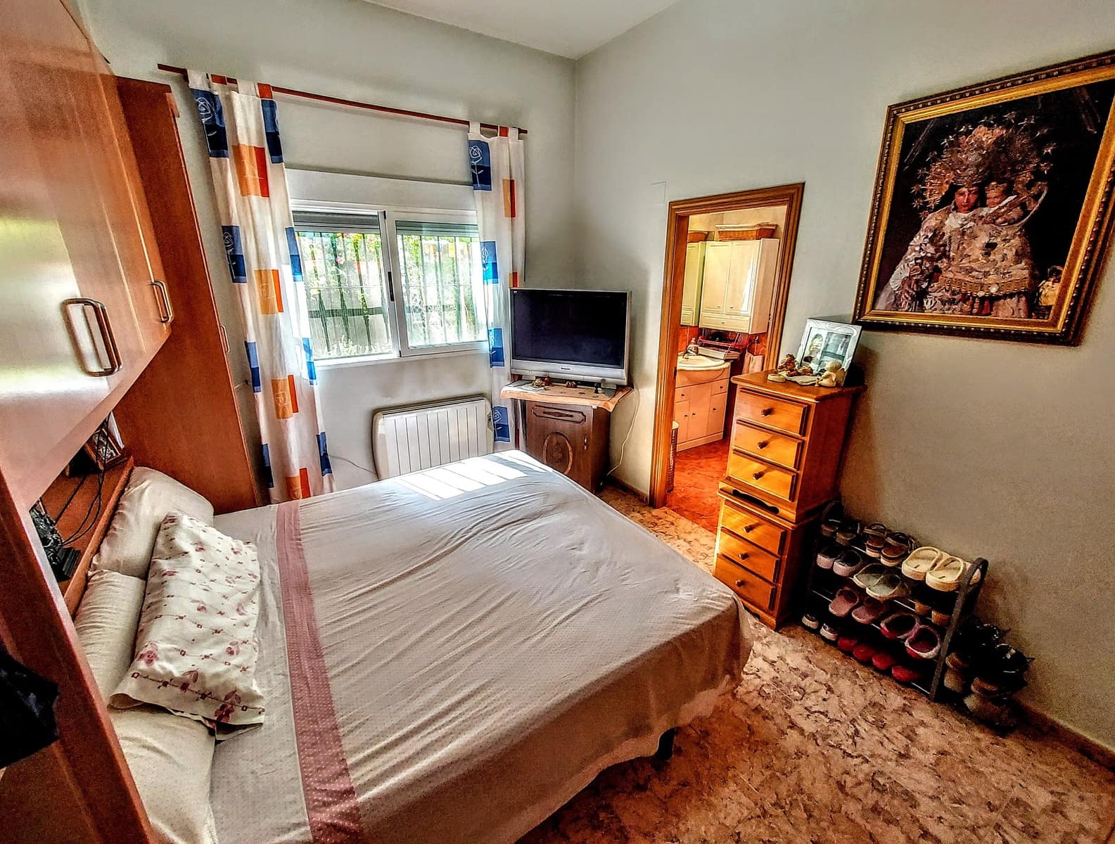 5 bedroom Villa for sale in Estivella with pool - € 460,000 (Ref: 9194976)