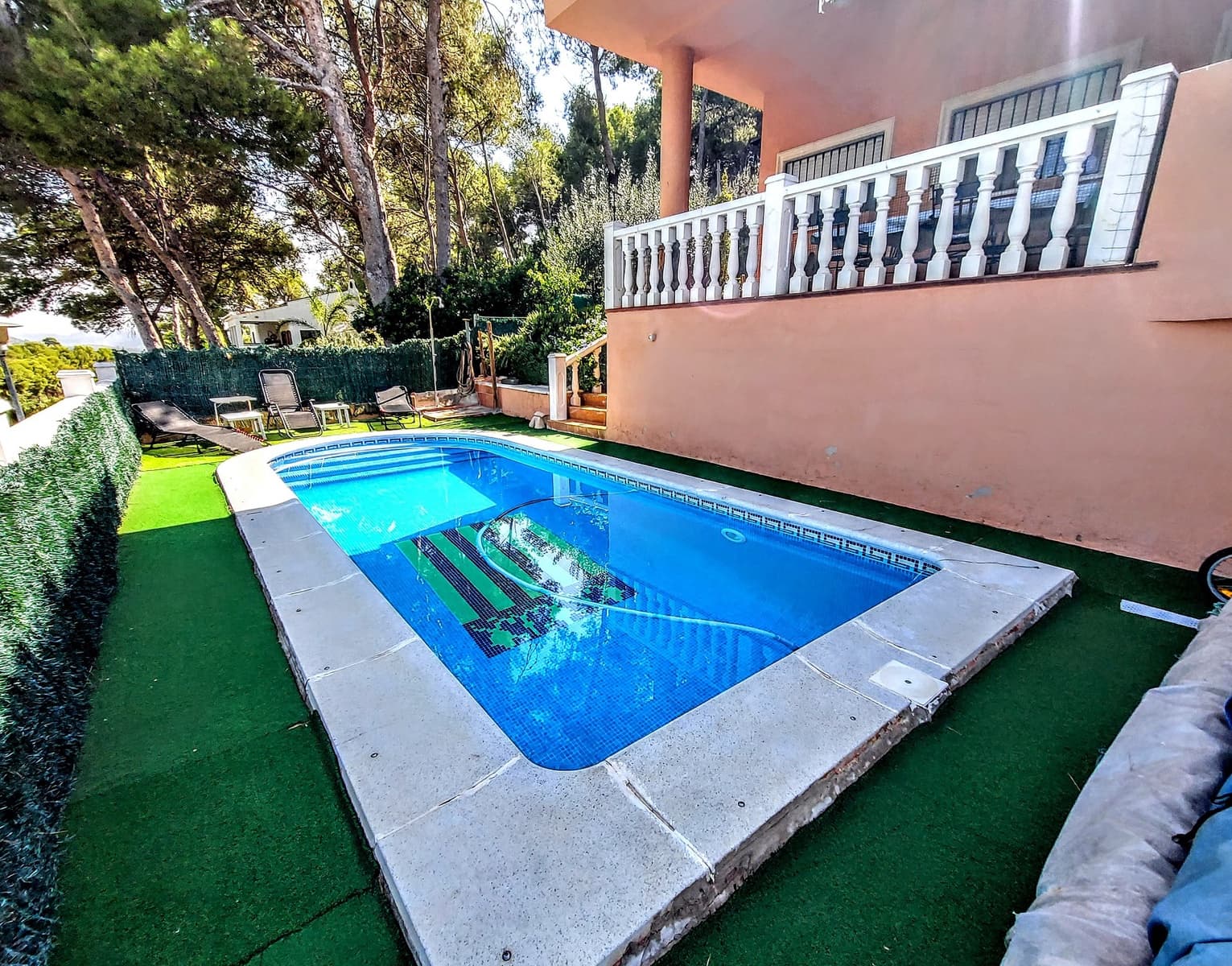 5 bedroom Villa for sale in Estivella with pool - € 460,000 (Ref: 9194976)