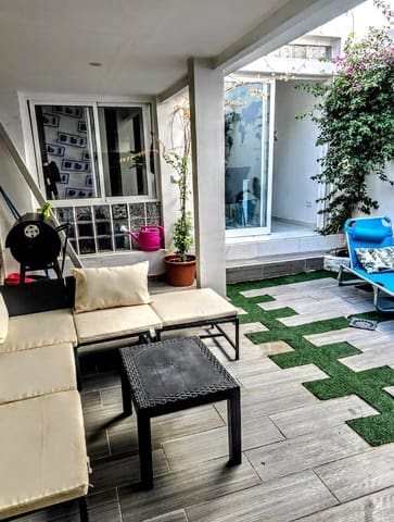 5 bedroom Villa for sale in Alginet with pool - € 230,000 (Ref: 9296323)