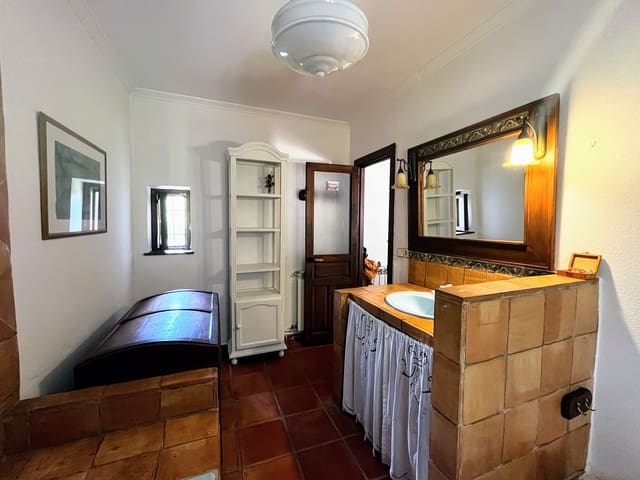 6 bedroom Villa for sale in Sagunto / Sagunt with pool - € 515,000 (Ref: 9300699)