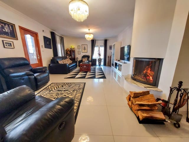 6 soverom Villa til salgs i Olocau med svømmebasseng - € 399 000 (Ref: 9300701)