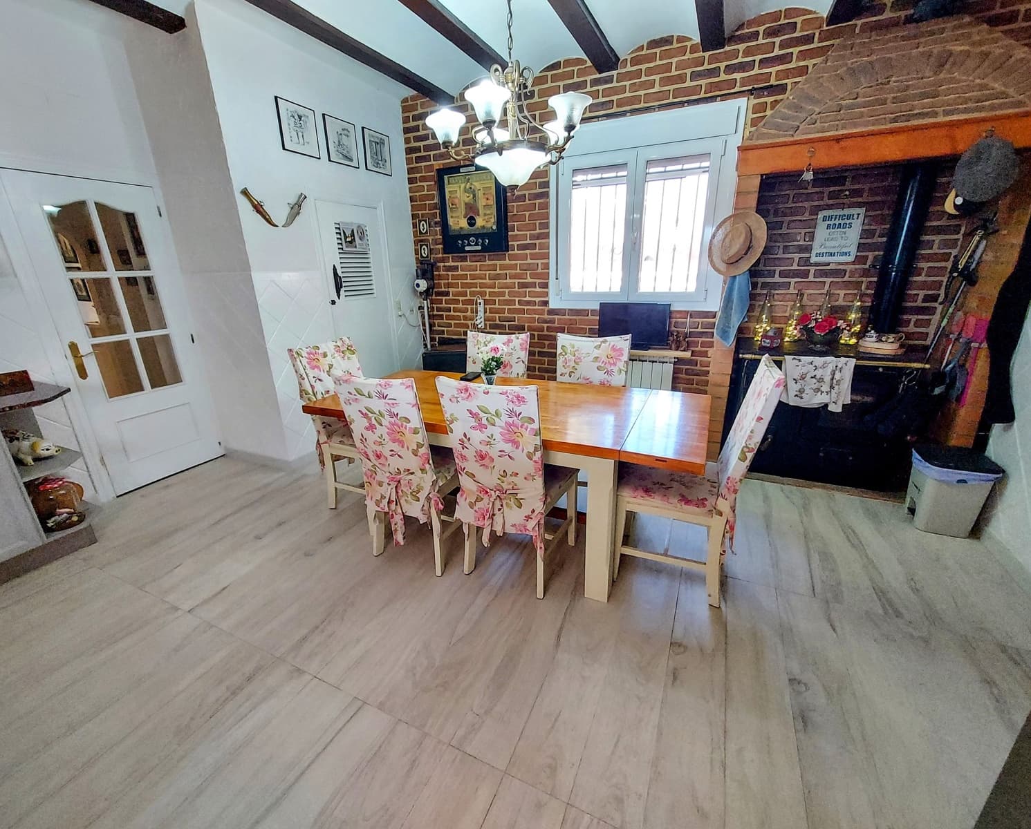 6 quarto Moradia para venda em Olocau com piscina - 399 000 € (Ref: 9300701)