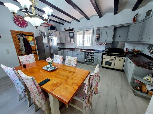 6 soverom Villa til salgs i Olocau med svømmebasseng - € 399 000 (Ref: 9300701)