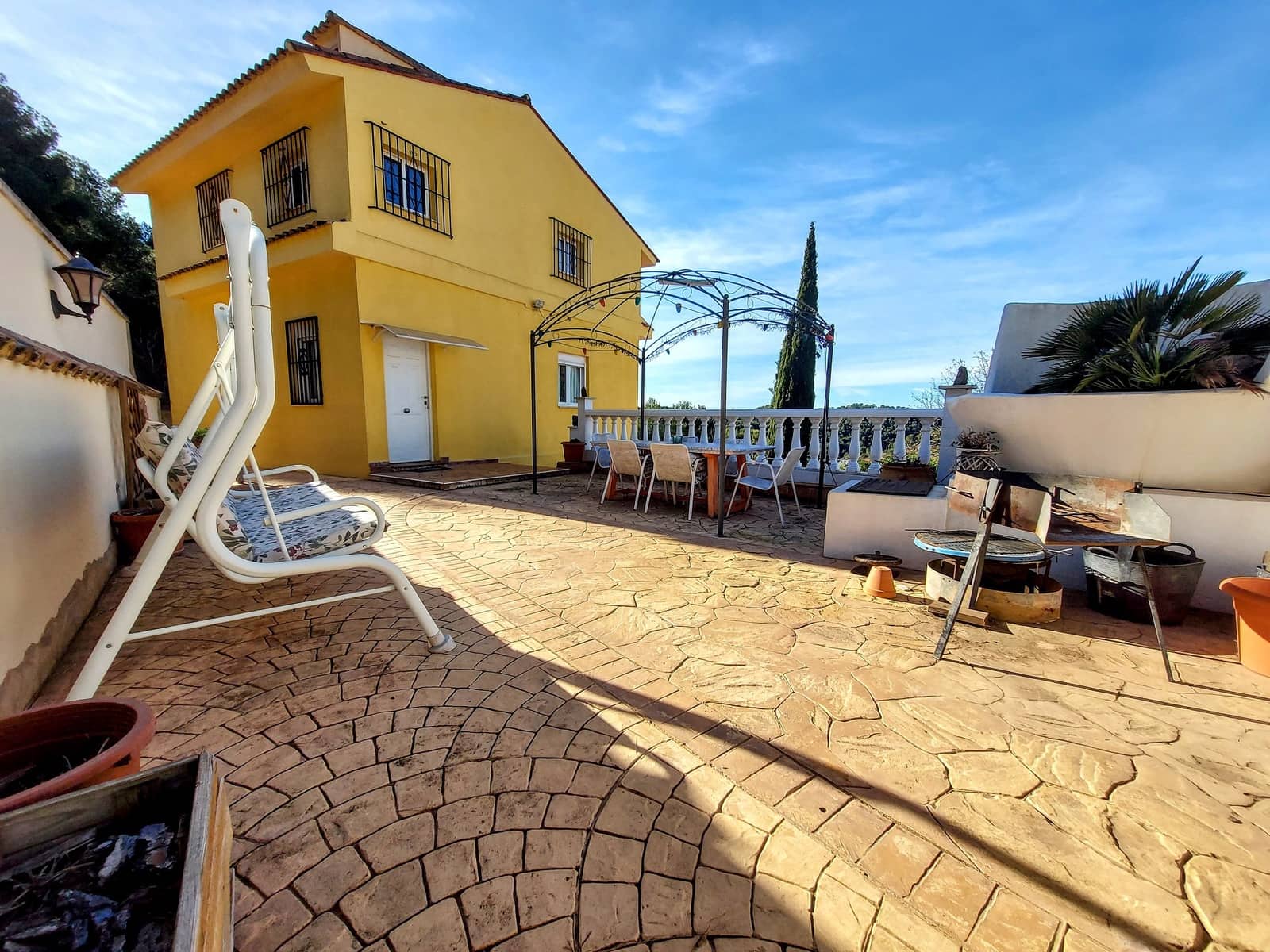6 quarto Moradia para venda em Olocau com piscina - 399 000 € (Ref: 9300701)