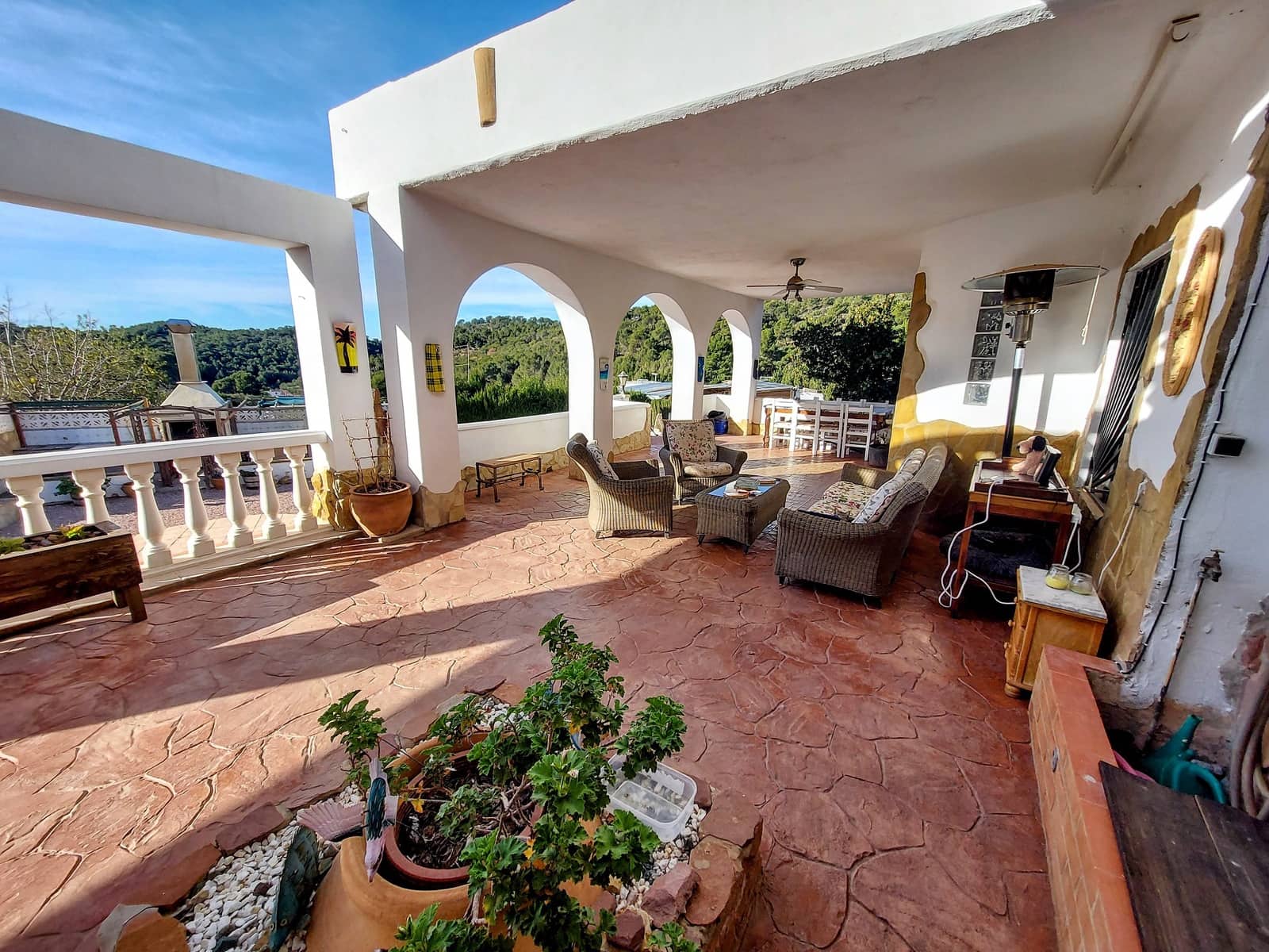 6 quarto Moradia para venda em Olocau com piscina - 399 000 € (Ref: 9300701)