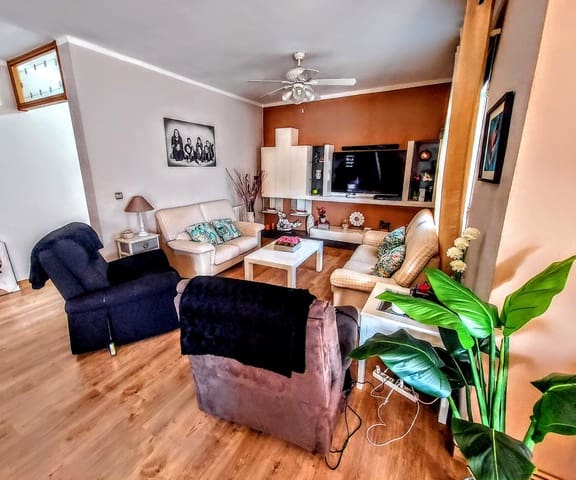 6 soveværelse Villa til salg i Montserrat med swimmingpool - € 590.000 (Ref: 9300705)