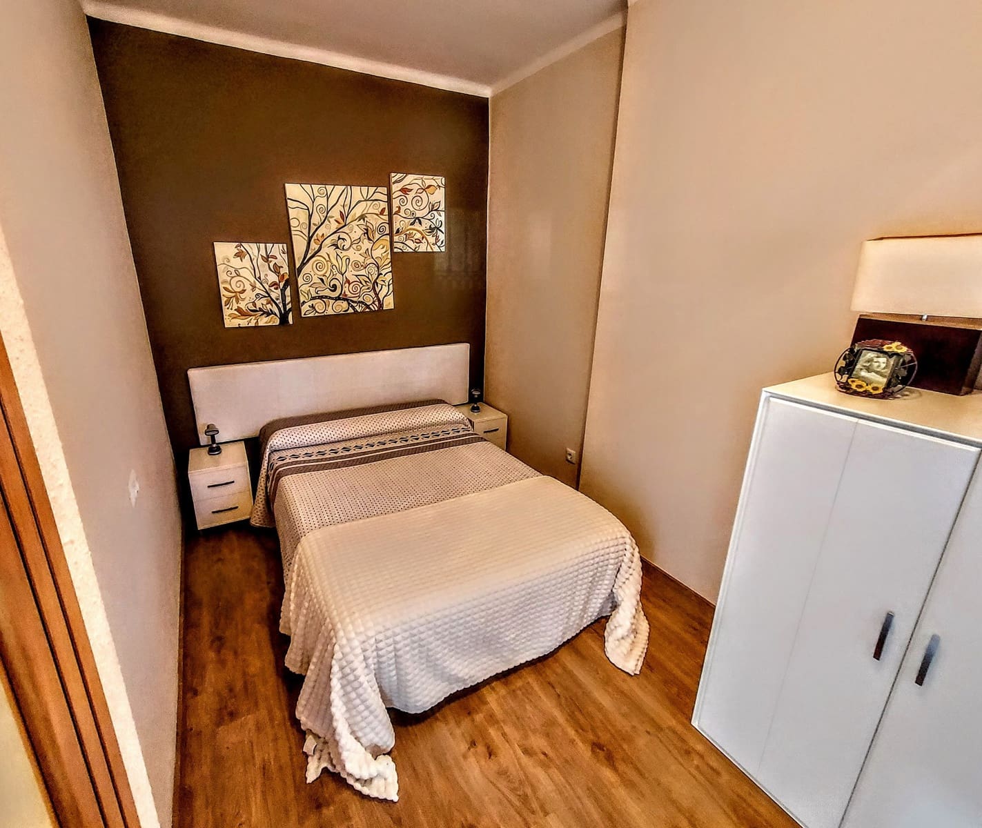 6 soveværelse Villa til salg i Montserrat med swimmingpool - € 590.000 (Ref: 9300705)