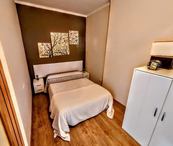 6 soveværelse Villa til salg i Montserrat med swimmingpool - € 590.000 (Ref: 9300705)