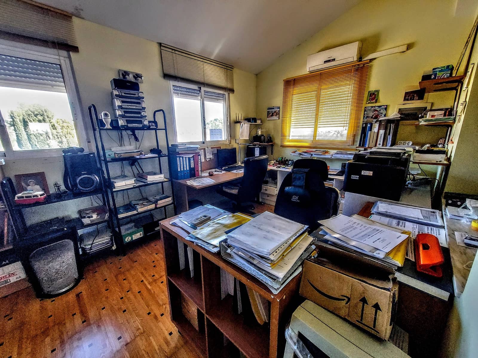 6 soveværelse Villa til salg i Montserrat med swimmingpool - € 590.000 (Ref: 9300705)