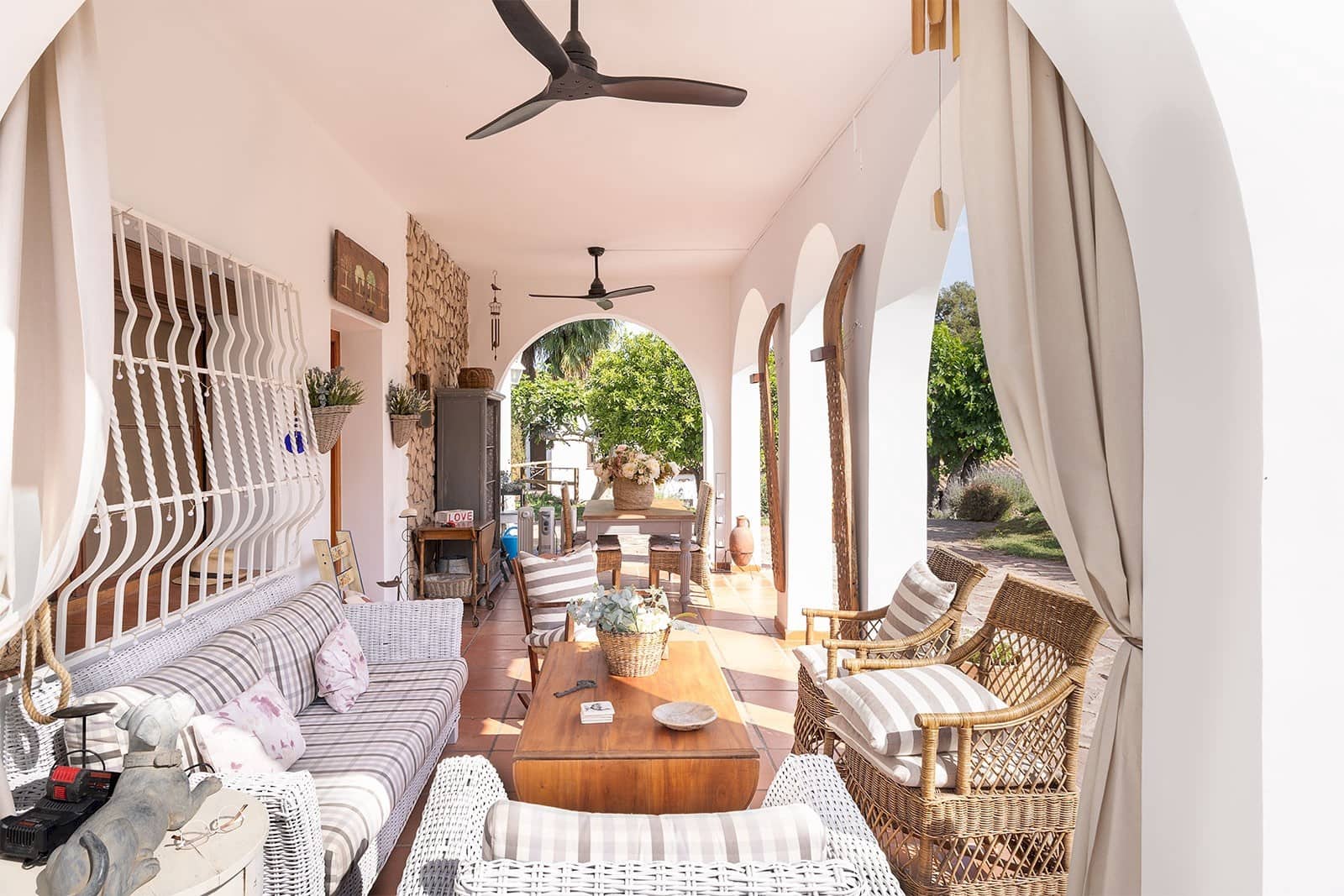 6 slaapkamer Villa te koop in L'Eliana met zwembad - € 865.000 (Ref: 9300711)