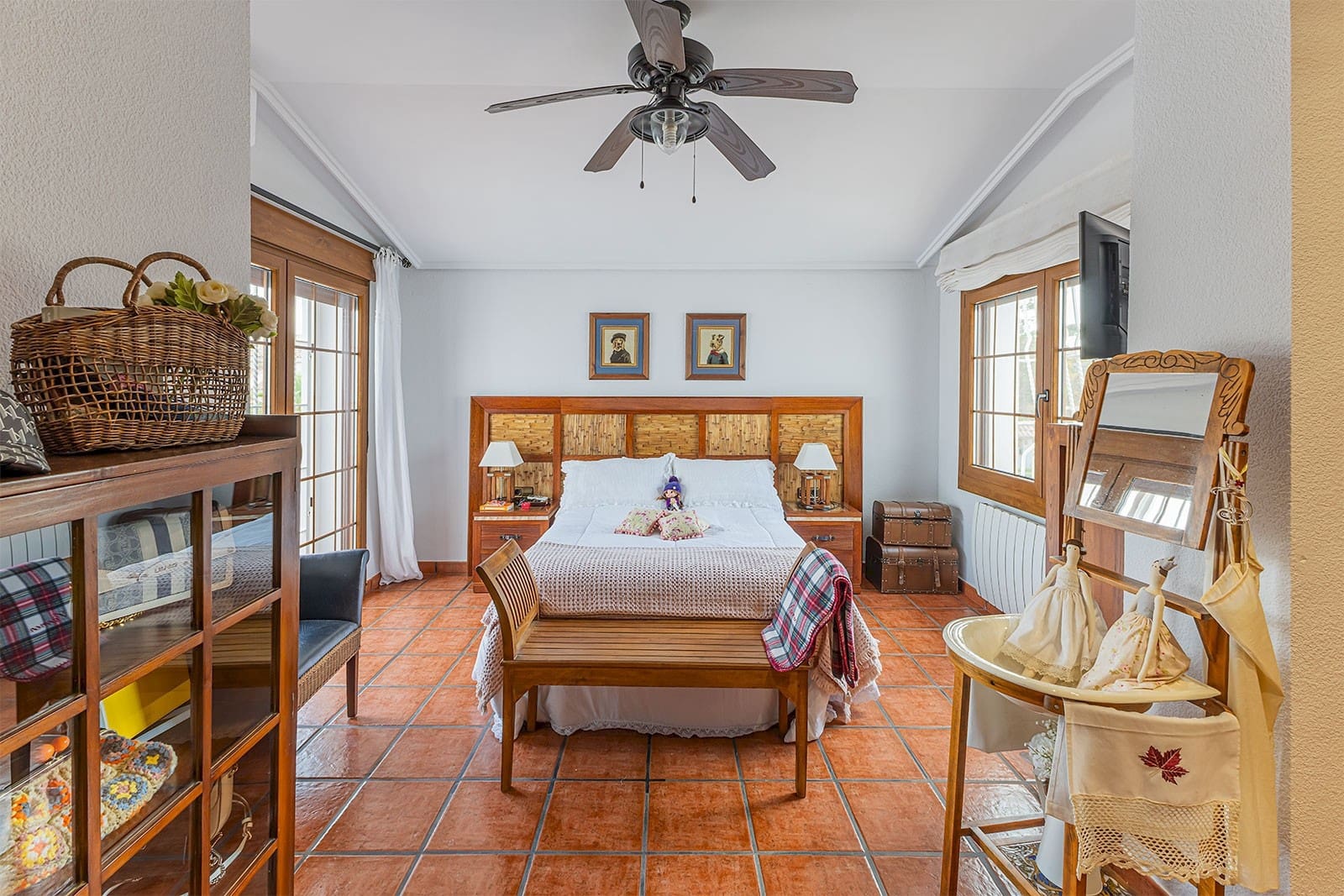 6 slaapkamer Villa te koop in L'Eliana met zwembad - € 865.000 (Ref: 9300711)