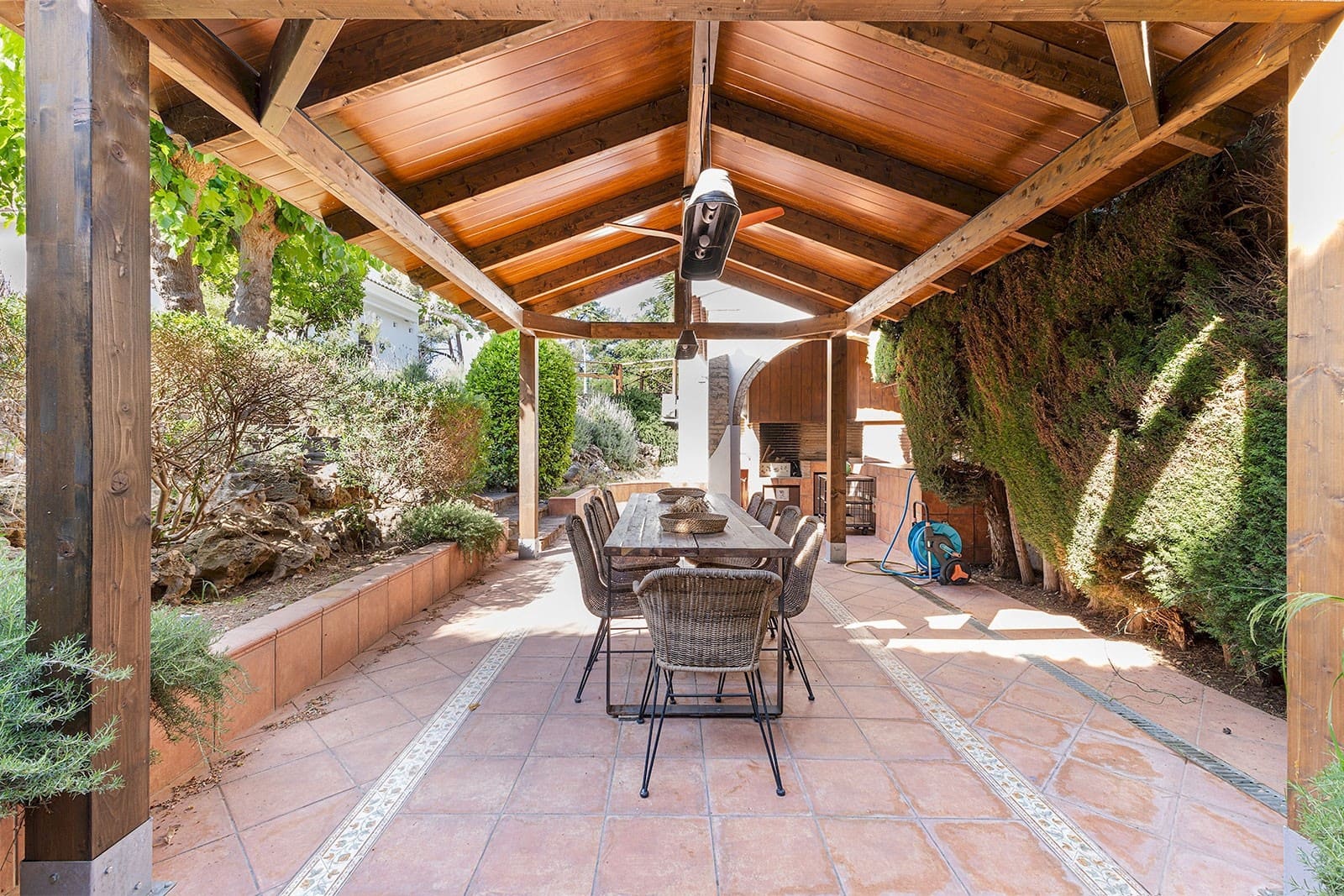 6 slaapkamer Villa te koop in L'Eliana met zwembad - € 865.000 (Ref: 9300711)