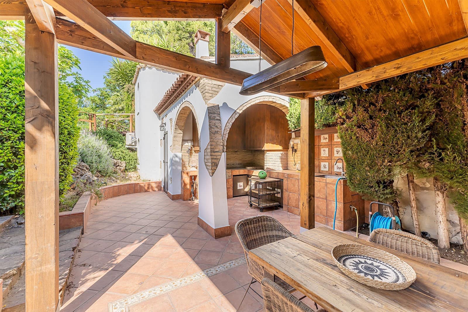 6 slaapkamer Villa te koop in L'Eliana met zwembad - € 865.000 (Ref: 9300711)