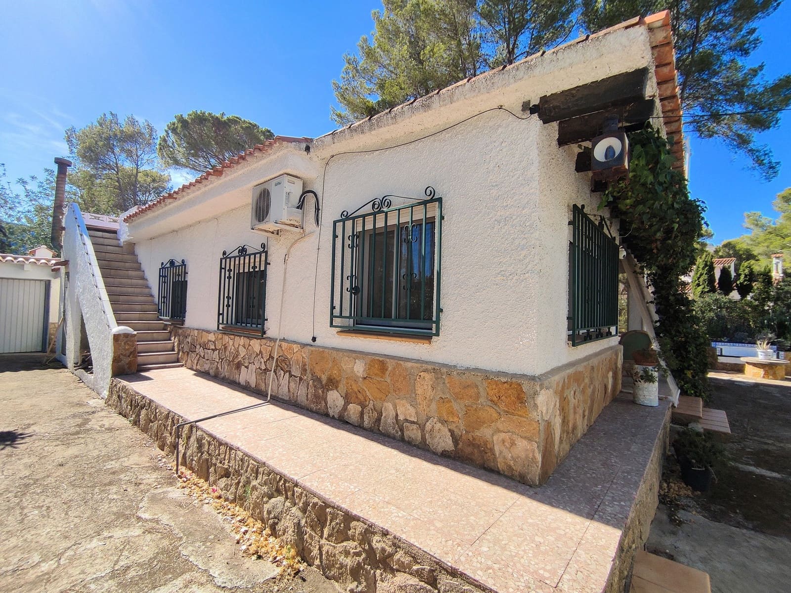 4 makuuhuone Huvila myytävänä paikassa Gandia mukana uima-altaan - 299 000 € (Ref: 9300715)